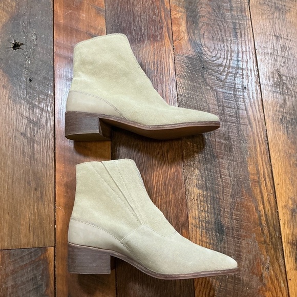 Coconuts by Matisse Beige Suede Leather Ankle Boots Women’s Size 8 - Picture 5 of 7